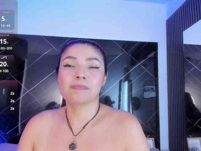 SofiaWalke webcam