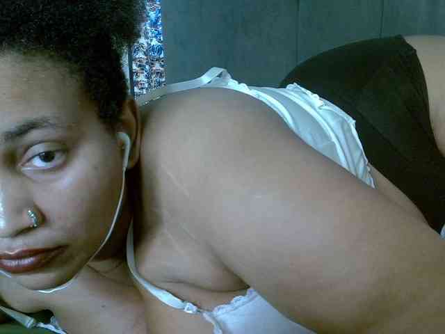 Sweetbebz webcam