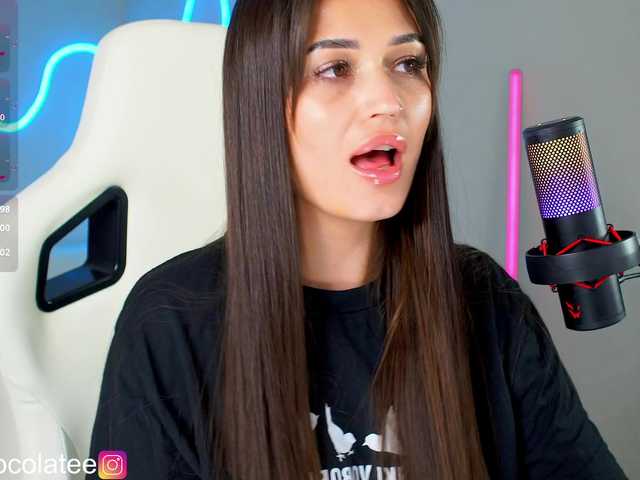 Adel-chocolatee