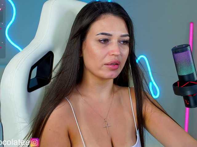 Adel-chocolatee Live Webcam on BongaCams