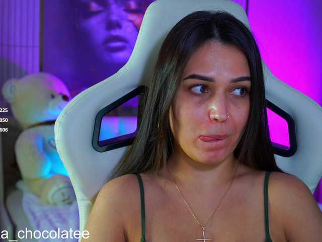 Adel-chocolatee's BongaCams show and profile