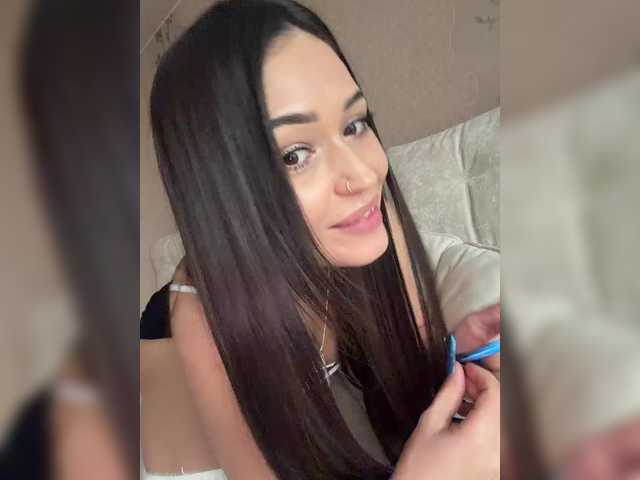  Adel-chocolatee chat room