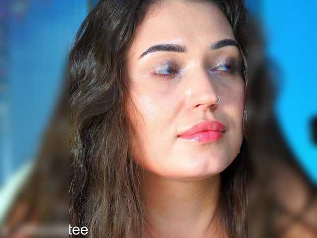 Adel-chocolatee's BongaCams show and profile