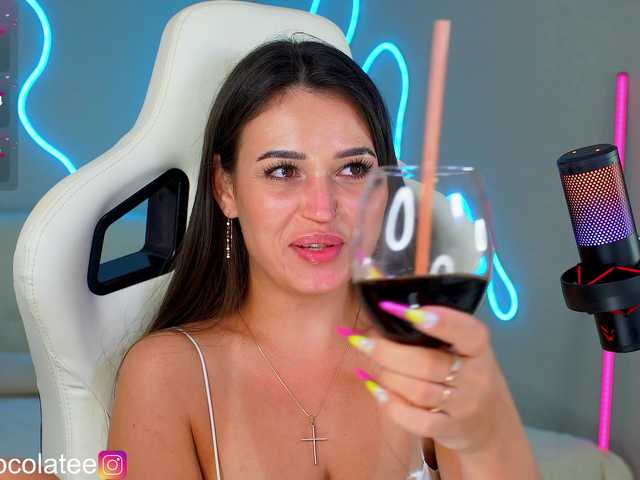 Adel-chocolatee Live Webcam on BongaCams