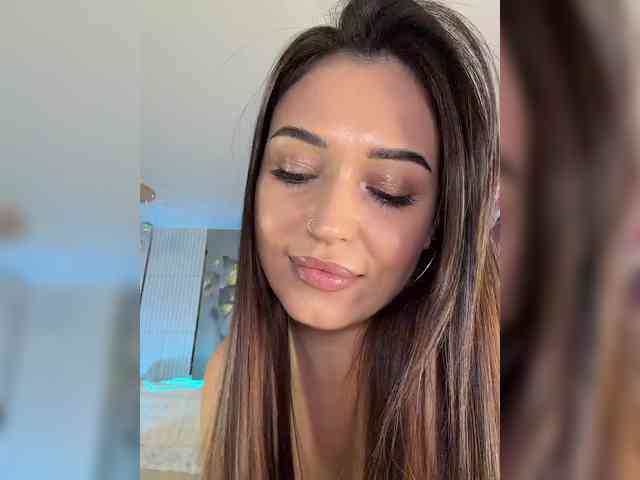 Anutka-chocolatee webcam