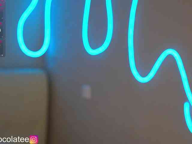 roleplay videochat Adel-chocolatee