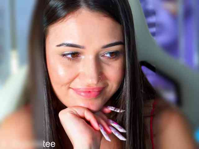 Anutka-chocolatee webcam