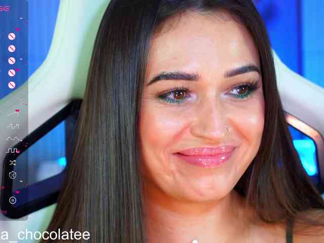 Anutka-chocolatee webcam