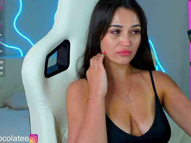 Alinka-chocolatee webcam