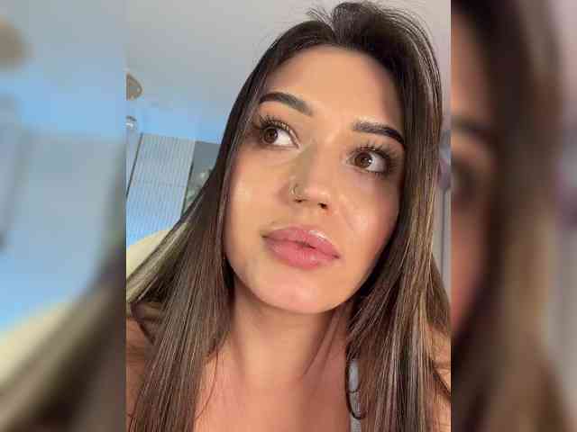 Anutka-chocolatee webcam