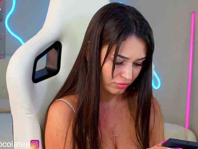 Alinka-chocolatee webcam