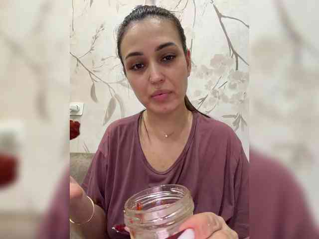 Anutka-chocolatee webcam