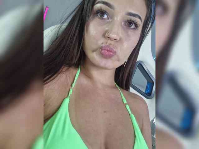 Alinka-chocolatee webcam