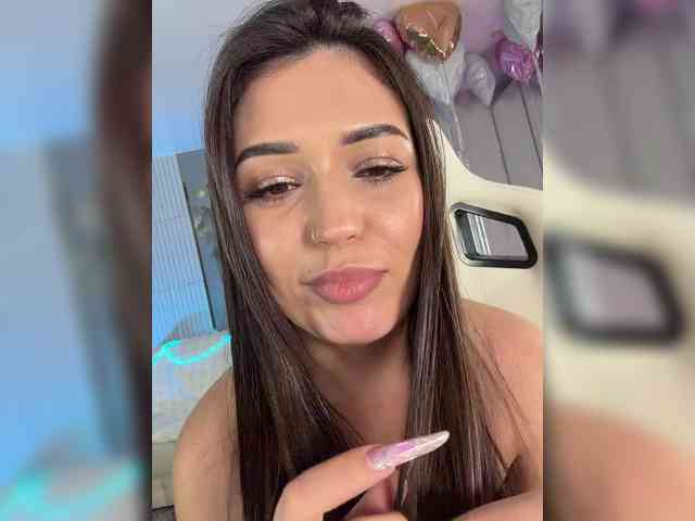 Anutka-chocolatee webcam