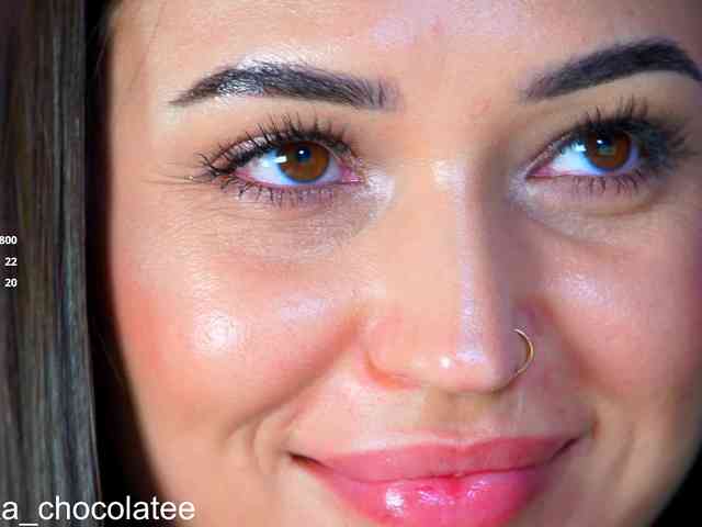 Anutka-chocolatee webcam