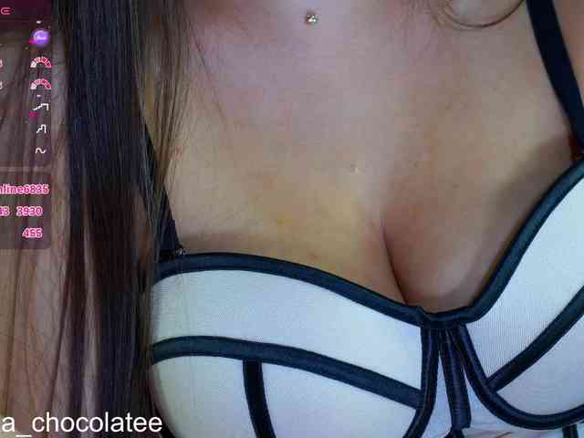 Adel-chocolatee Live Webcam on BongaCams