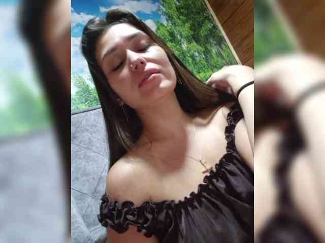 Adel-chocolatee