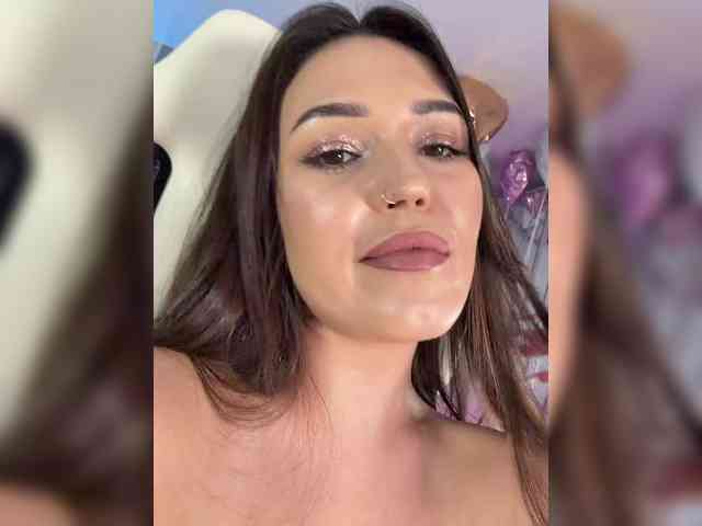 Adel-chocolatee Live Webcam on BongaCams