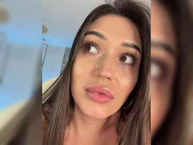 Anutka-chocolatee webcam