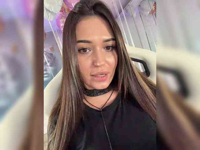 Anutka-chocolatee webcam