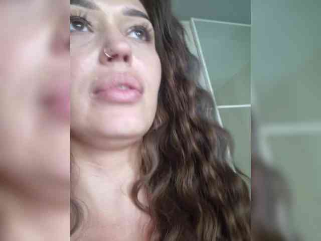 Alinka-chocolatee webcam