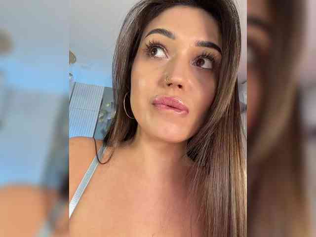 Anutka-chocolatee webcam