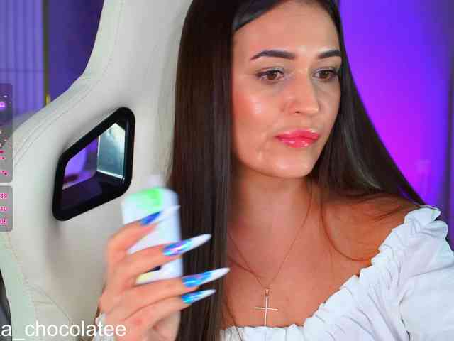 Anutka-chocolatee webcam