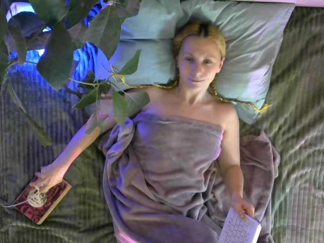 -Fiona88-'s BongaCams show and profile