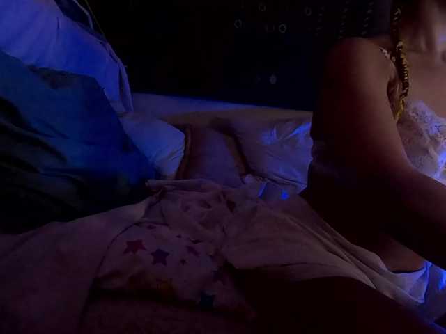 -Fiona88-'s BongaCams show and profile