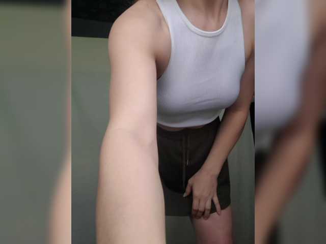 -Fiona88-'s BongaCams show and profile