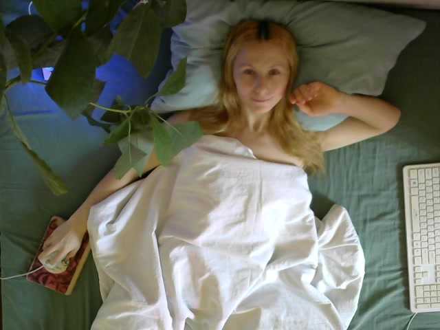 -Fiona88-'s BongaCams show and profile