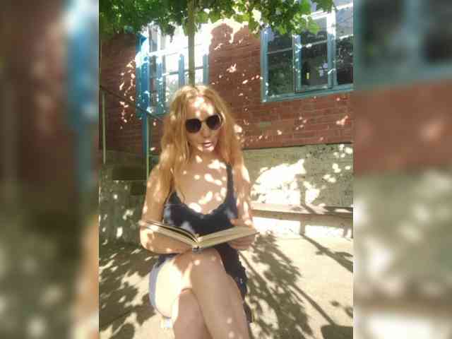 -Fiona88- Live Webcam on BongaCams