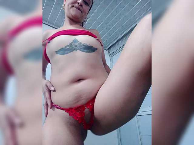Sex chat gratuit in direct cu alzorys2434 pe BongaCams