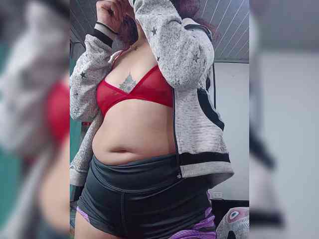 samanthasquirt1212 webcam