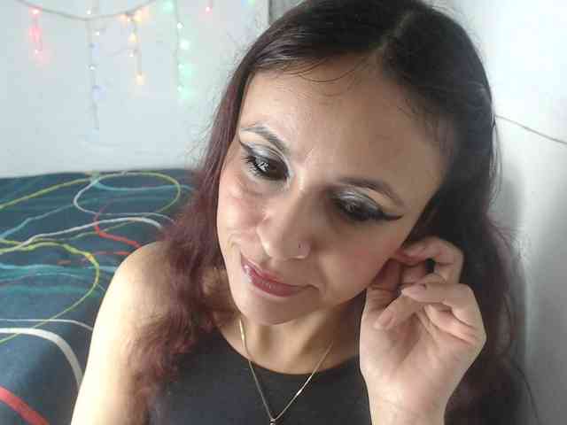 samanthasquirt1212 webcam