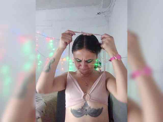 samanthasquirt1212 webcam