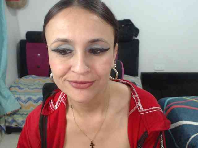 samanthasquirt1212 webcam