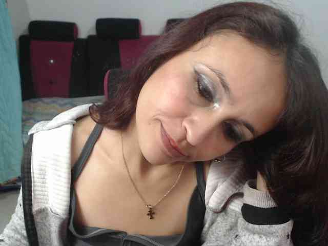 samanthasquirt1212 webcam