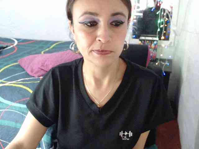 samanthasquirt1212 webcam