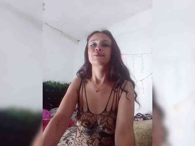 samanthasquirt1212 webcam