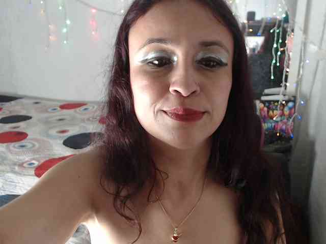 samanthasquirt1212 webcam