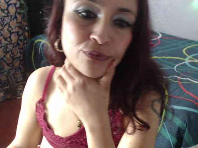 samanthasquirt1212 webcam