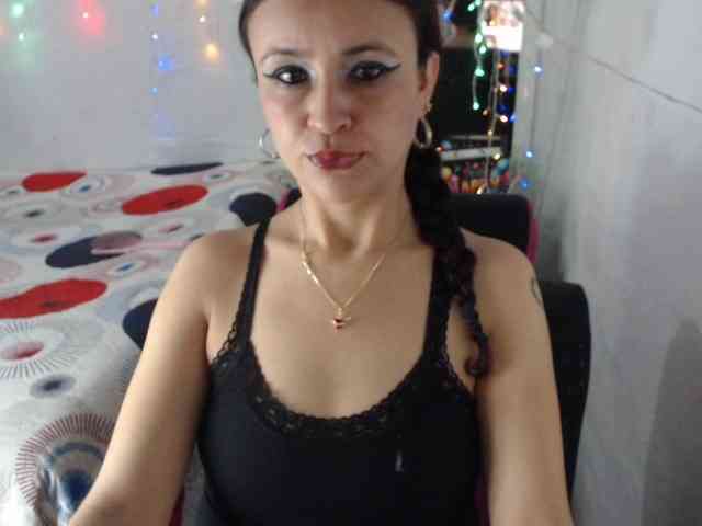 samanthasquirt1212 webcam