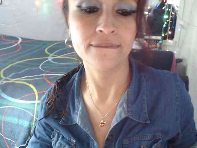 samanthasquirt1212 webcam