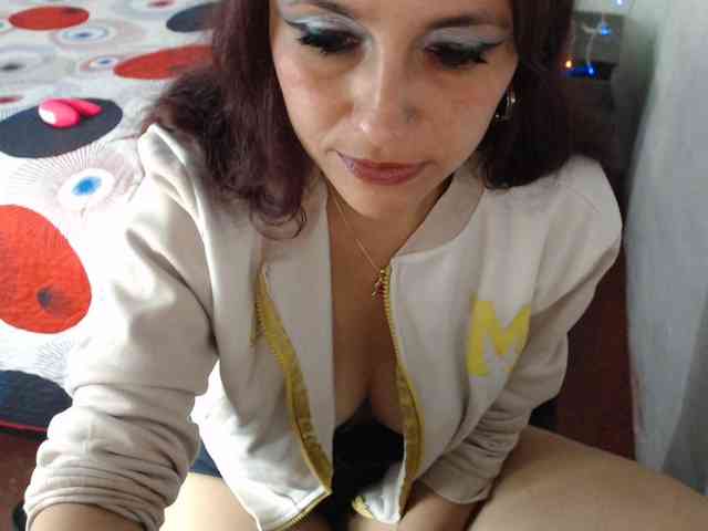 samanthasquirt1212 webcam