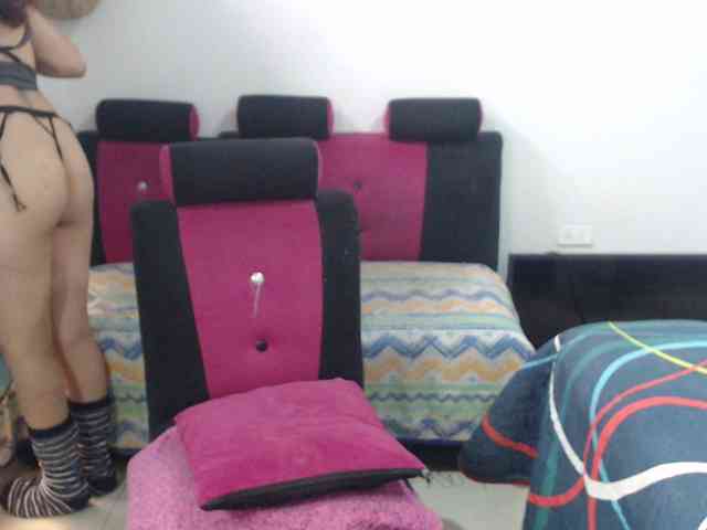 samanthasquirt1212 webcam