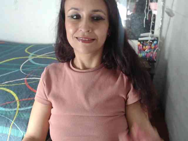 samanthasquirt1212 webcam