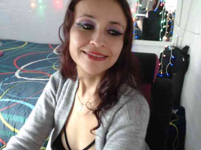 samanthasquirt1212 webcam