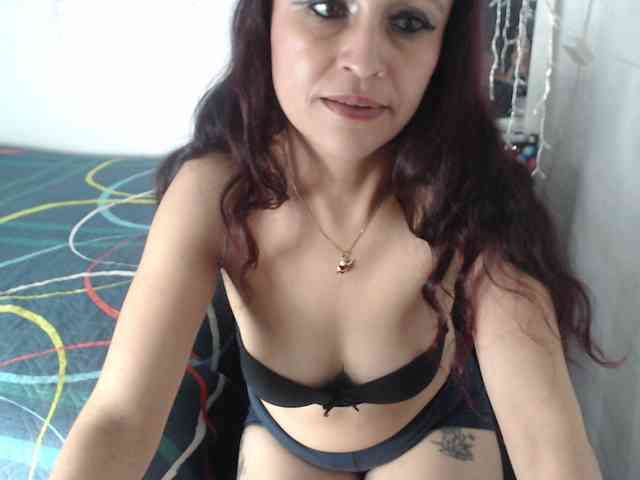 samanthasquirt1212 webcam