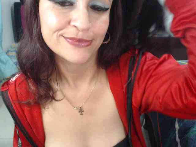 samanthasquirt1212 webcam